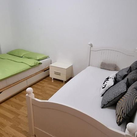 Basel Apartment ภายนอก รูปภาพ